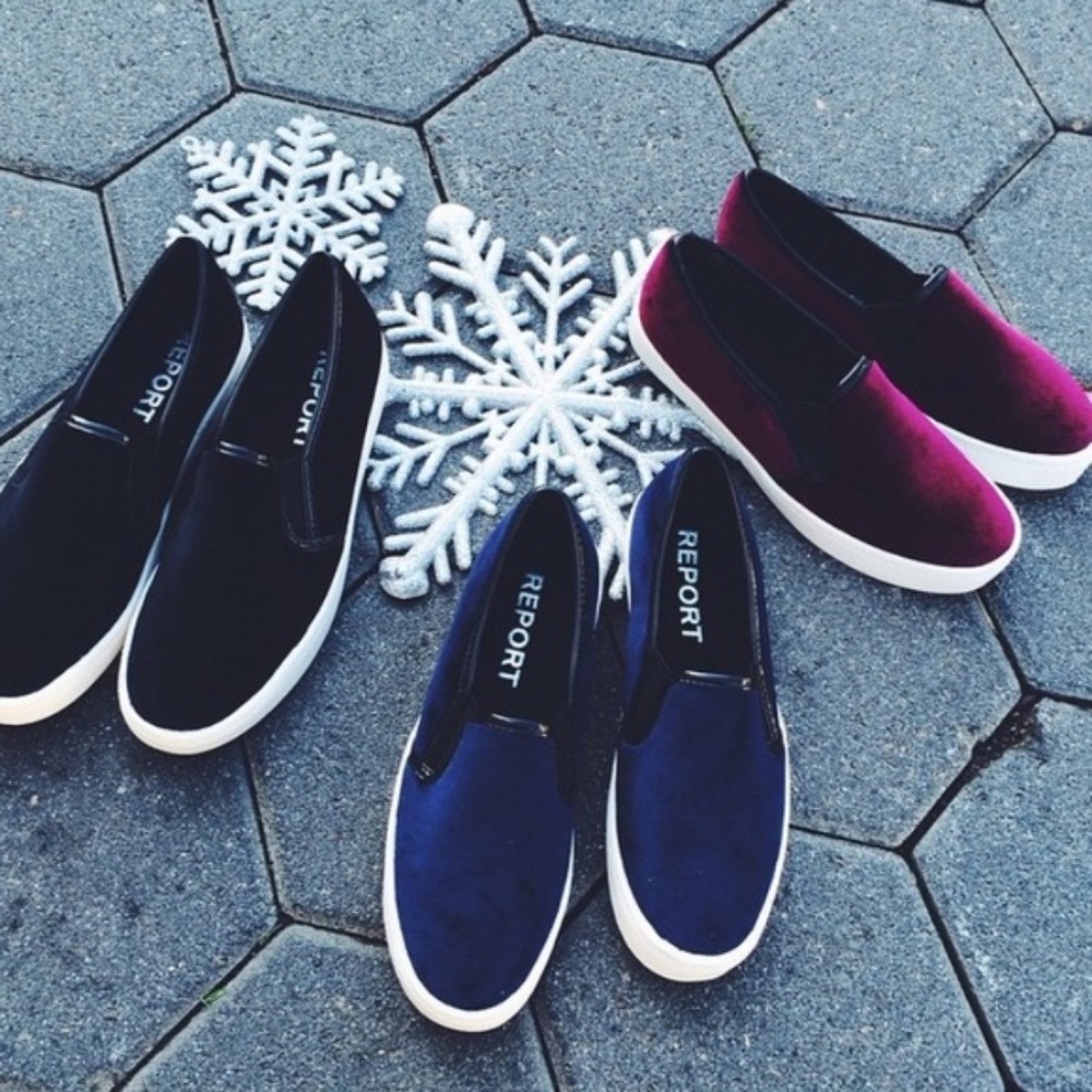 Report Areva blue velvet slip on sneakers flats Size 9 MSRP $79